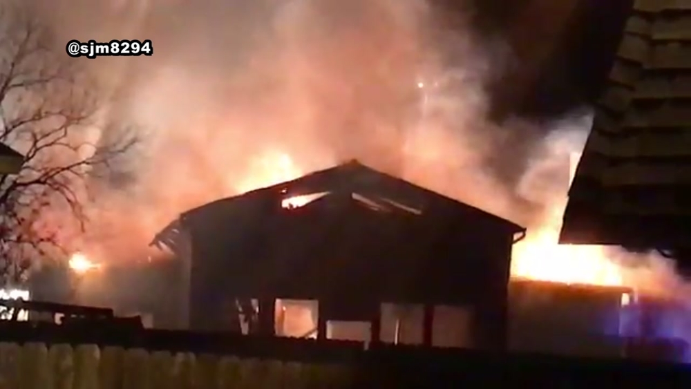 Fire destroys Victoria mosque